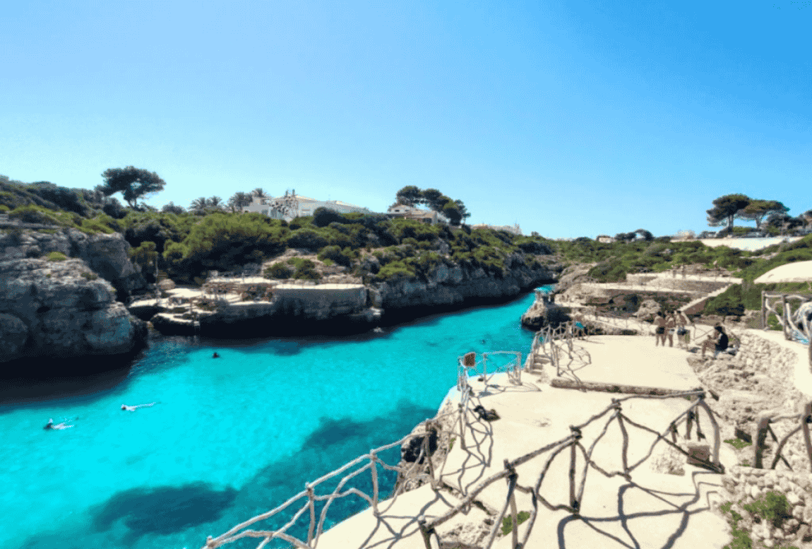 Cala en Brut menorca