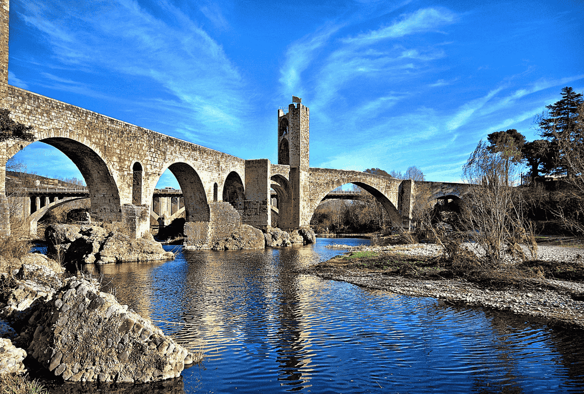 Puente de Besalu