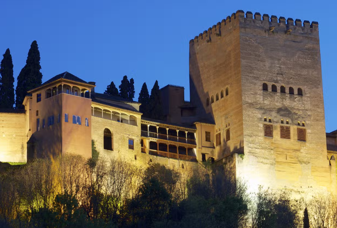 Free tour de los misterios y leyendas de Granada